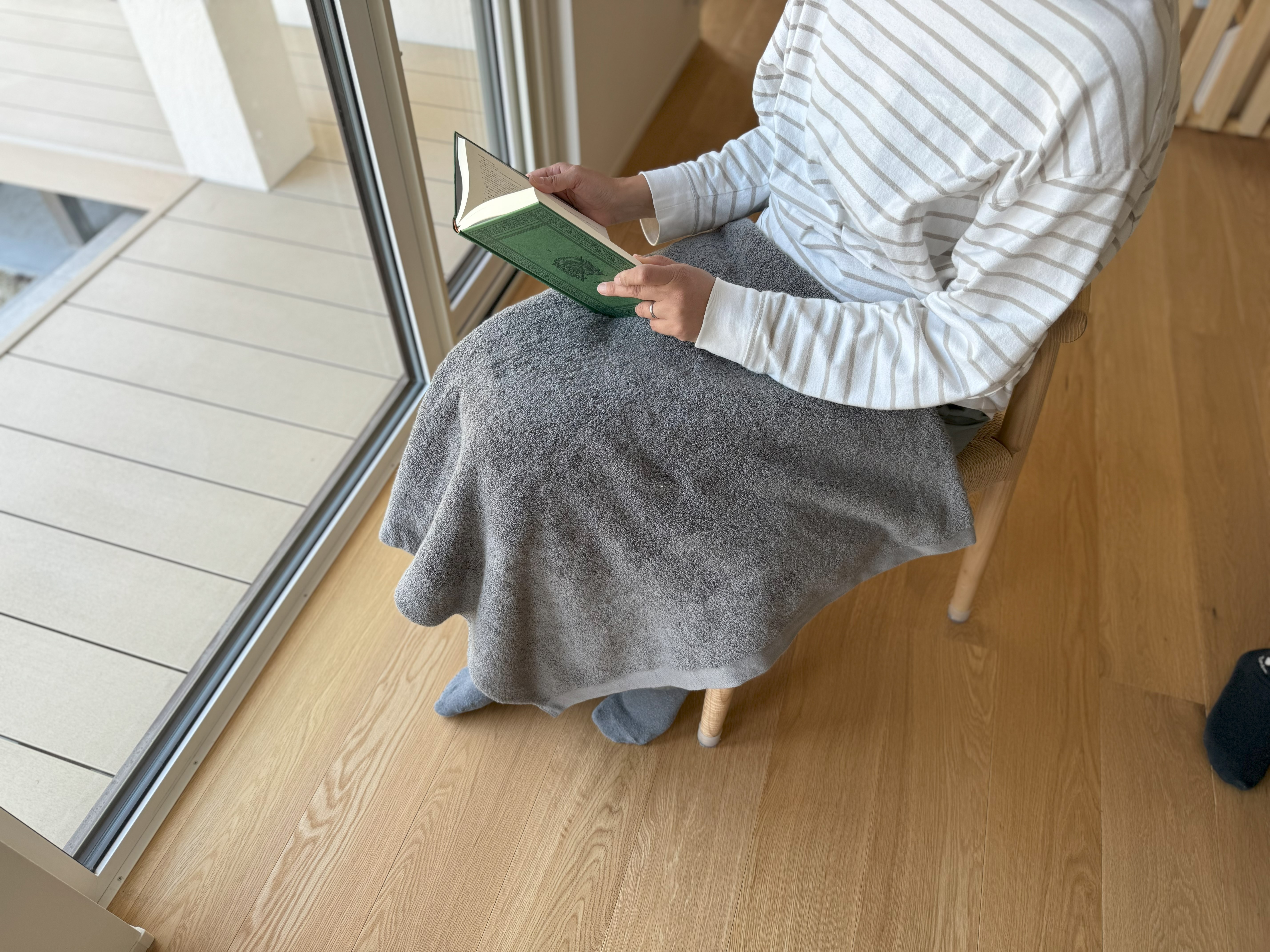 タオルを使っている写真